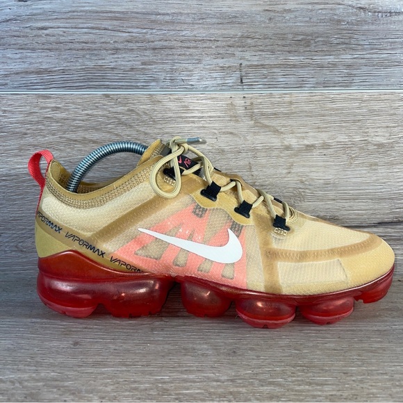 Nike Air VaporMax 2019 Crimson Gold 2018 Men’s 9.5 Excellent Used Condition! - Picture 4 of 11
